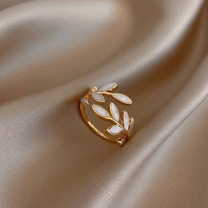 Luxury Leaf Branch Open Ring