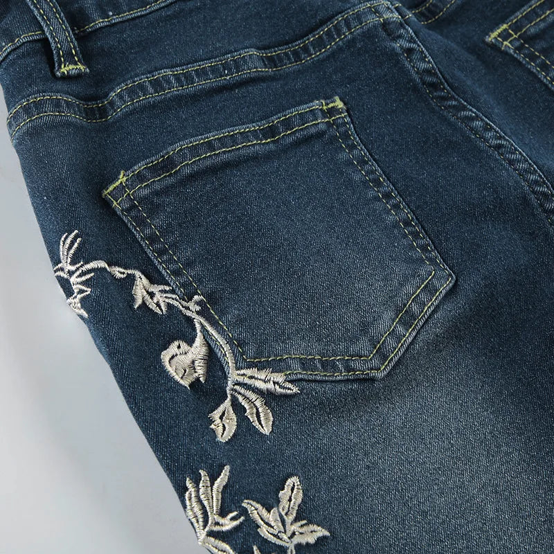 Retro Floral Embroidered Jeans