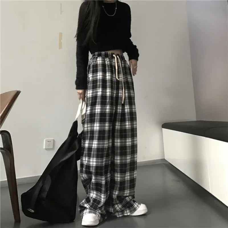 Oversize Black Plaid Sweatpants
