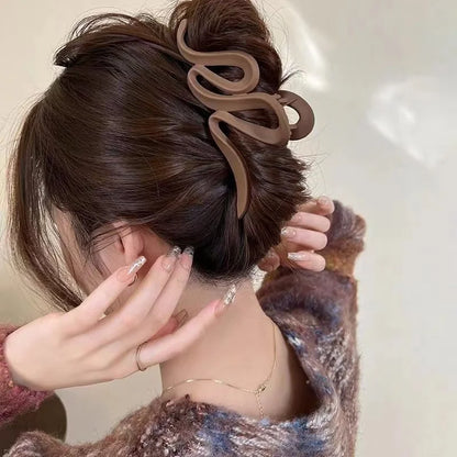Korean Acrylic Wave Hair Claw