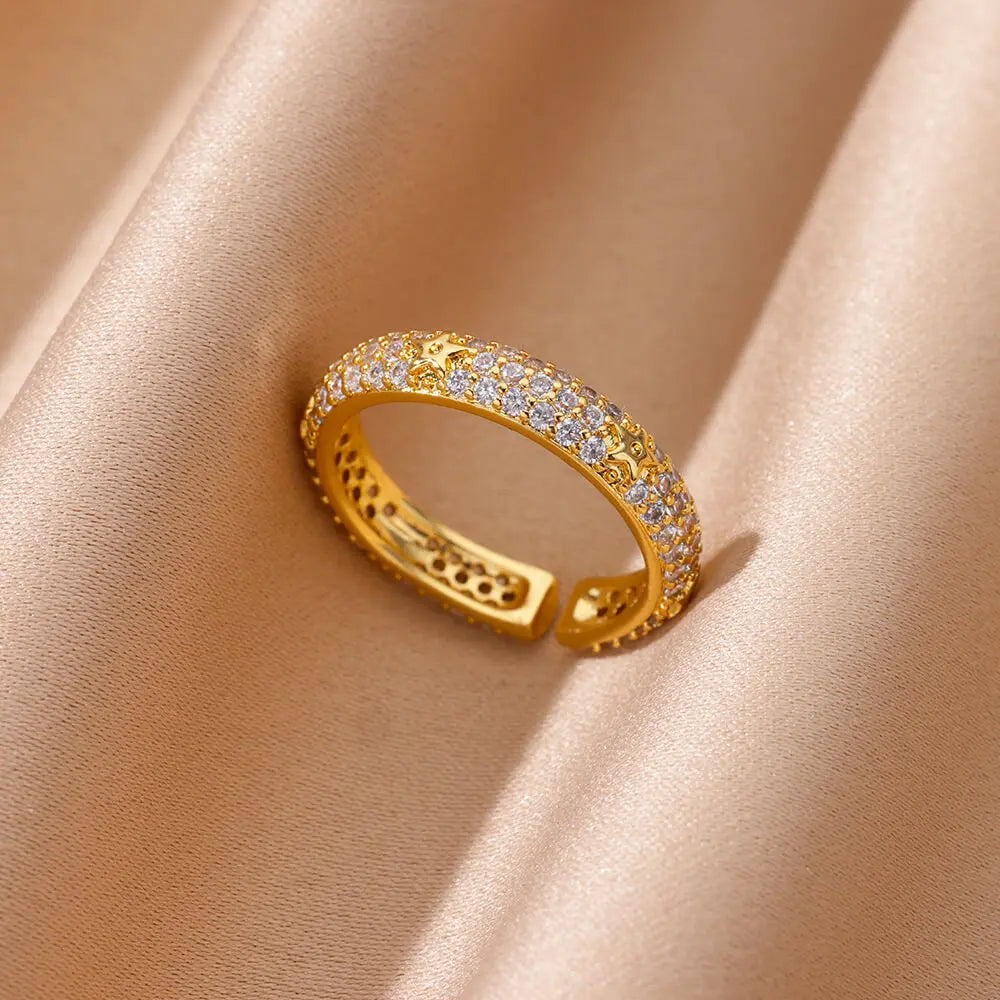 Geometric Heart Zircon Ring