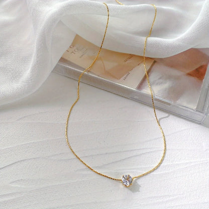 Minimal Gold Inlaid Clavicle Necklace