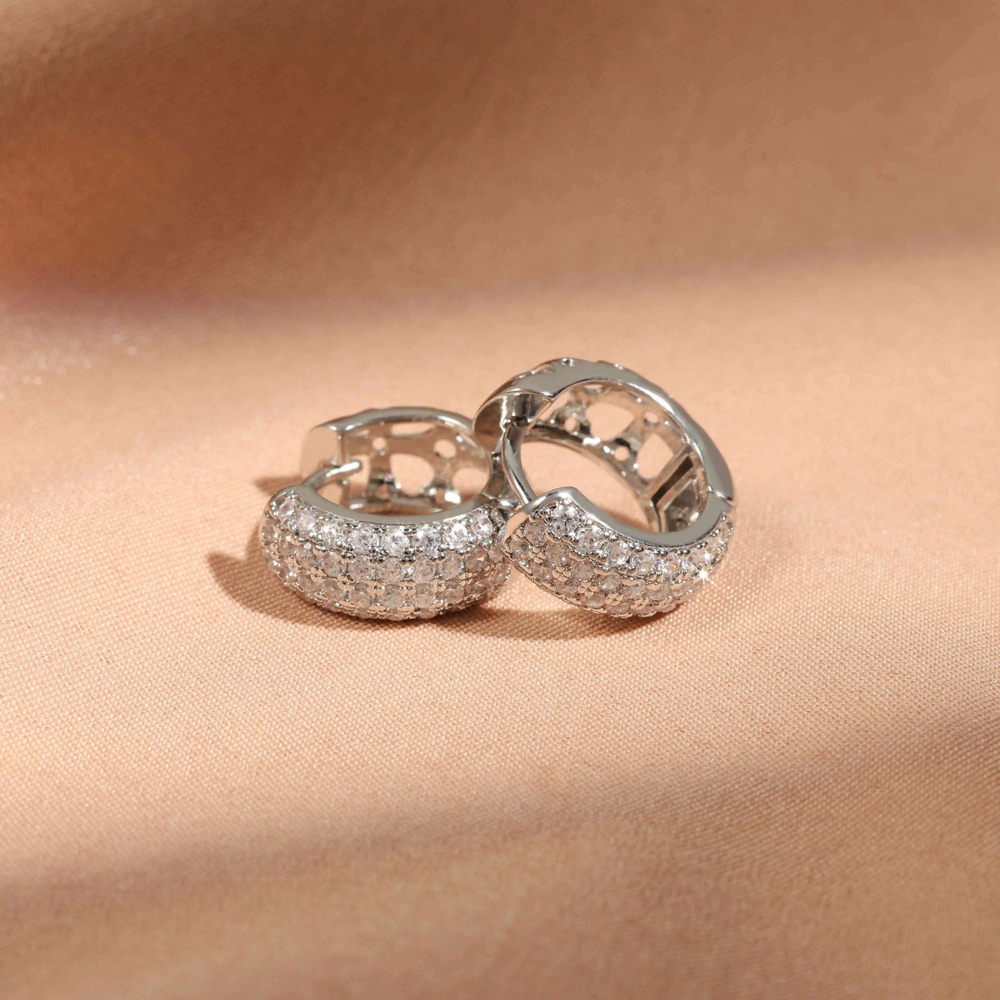 Love Round Zircon Earrings