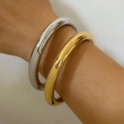 18K Gold Hollow Bracelet