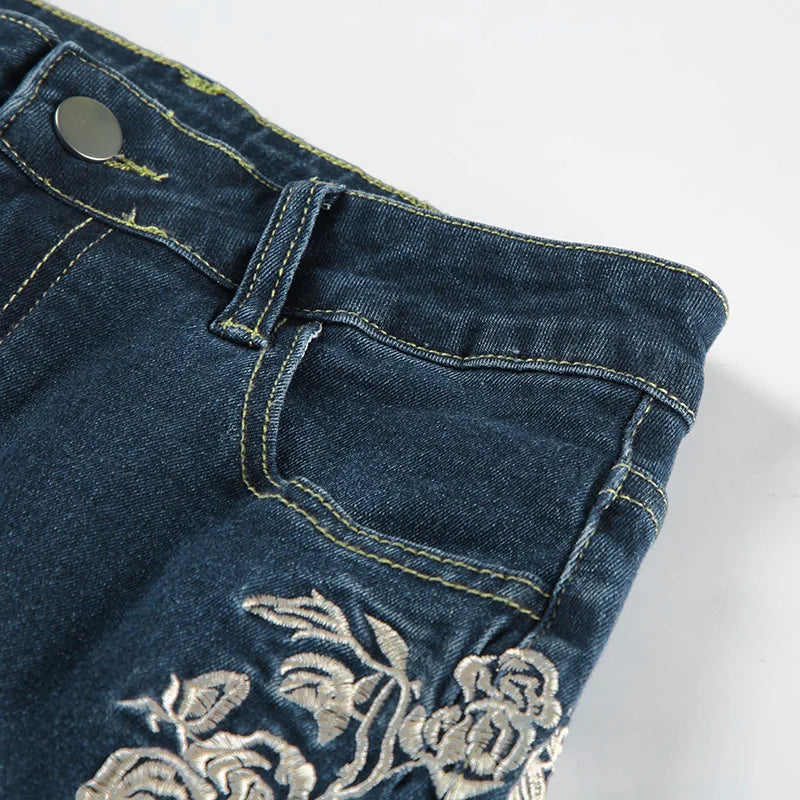 Retro Floral Embroidered Jeans